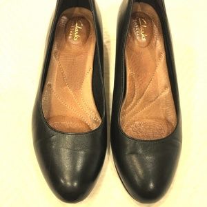 Clarks Black Pump